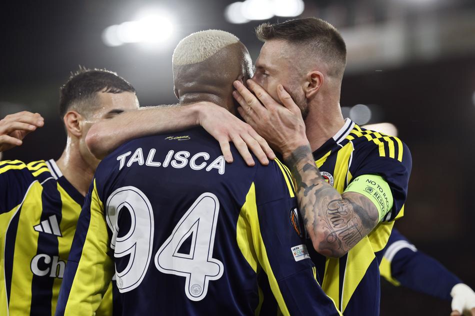 FENERBAH�E�N�N TEK GOLS�Z RAK�B�