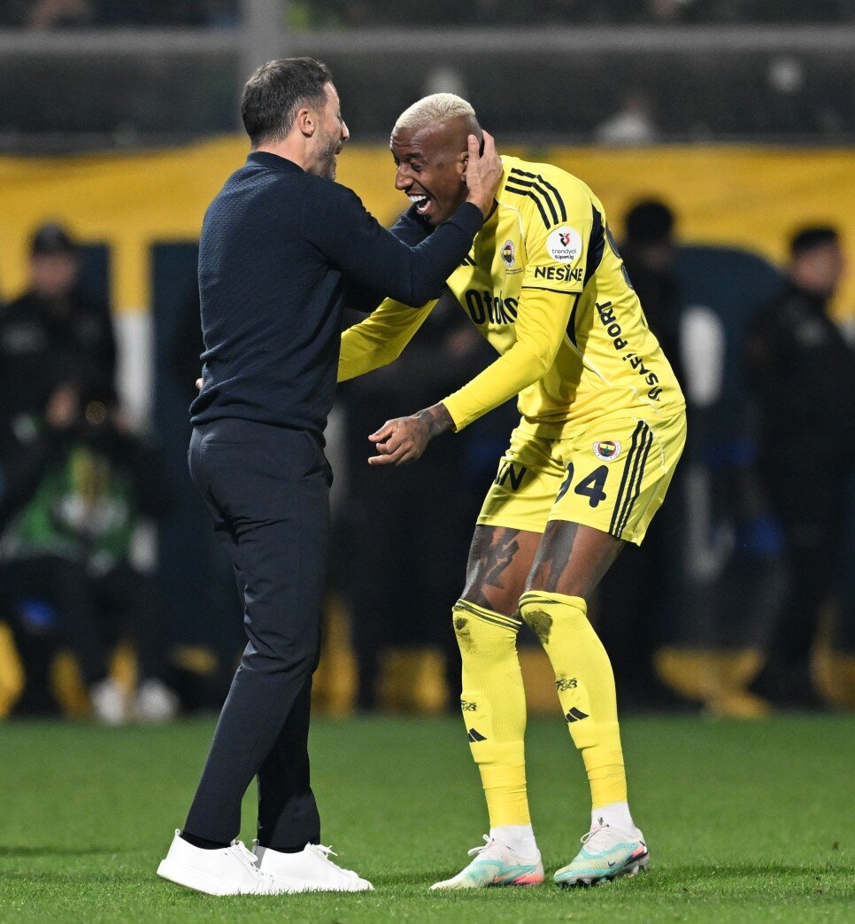 EN FAZLA GOL ATAN 2 OYUNCUDAN B�R�
