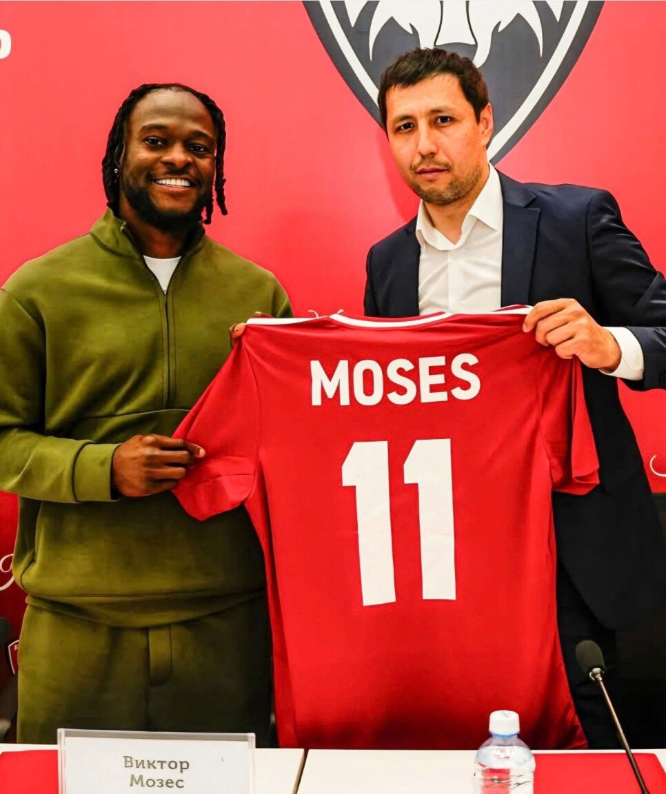 VICTOR MOSES