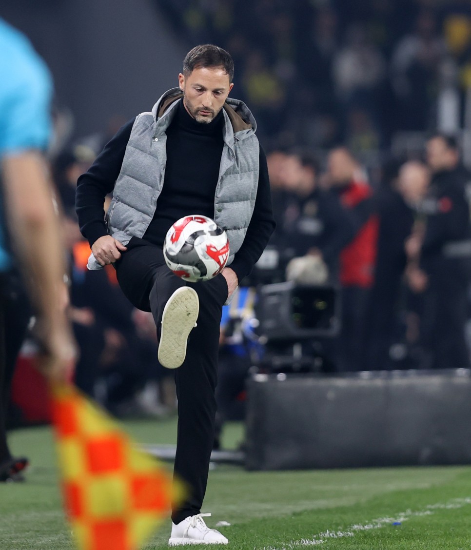 �PROBLEM HOCADA DE��L�