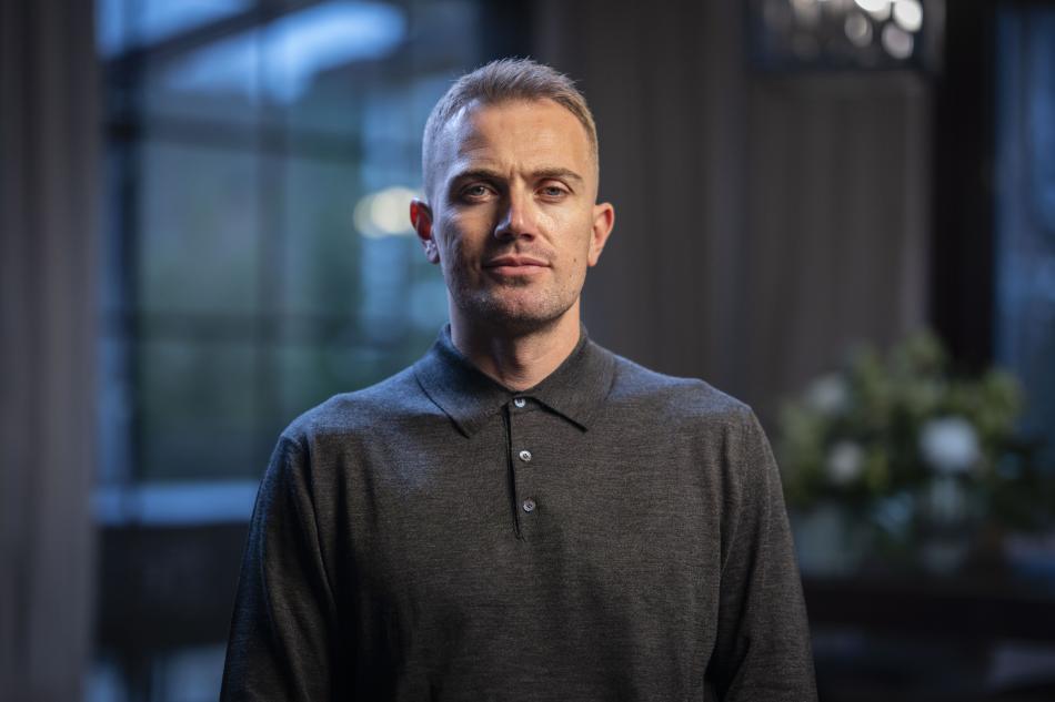 MERT G�NOK'TAN A�IKLAMALAR