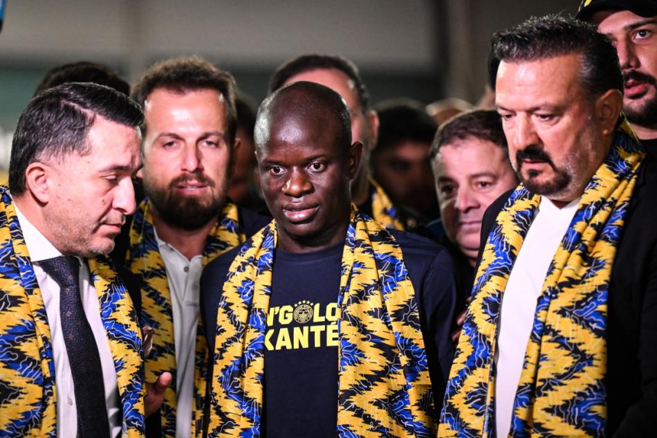 FENERBAH�E ���N GELD�!