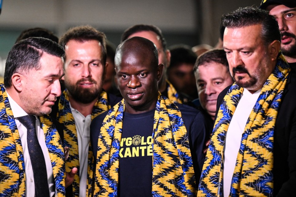 FENERBAH�E ���N GELD�!