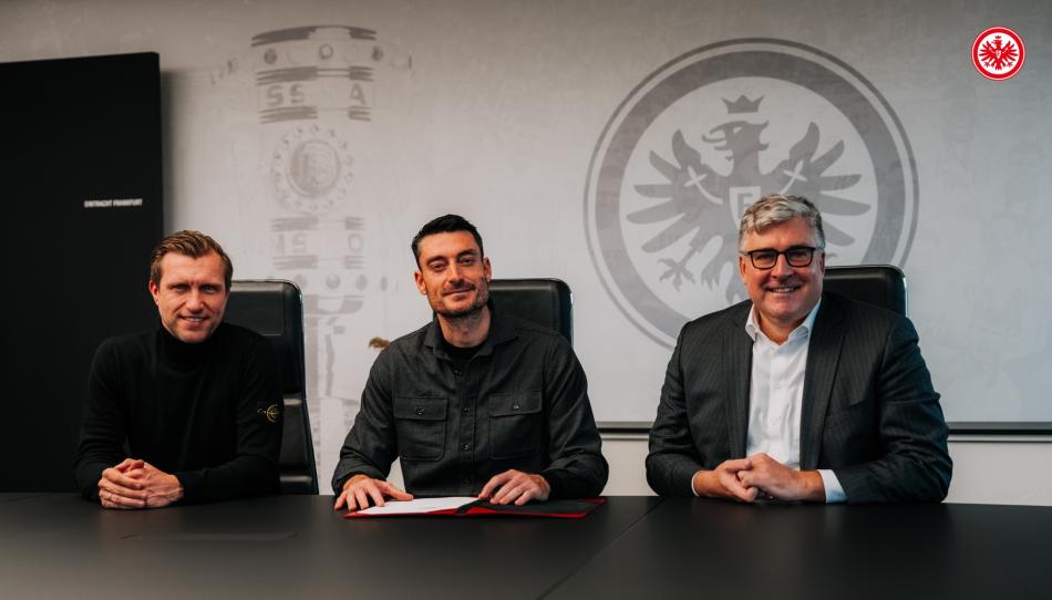 RIERA'YI DE�ERLEND�RD�