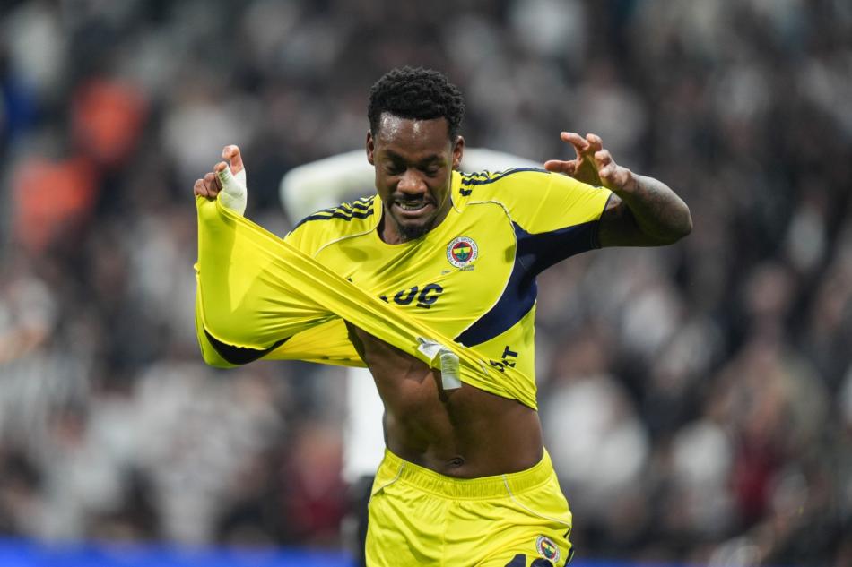 TAKIM ARKADA�LARI �STEMED�