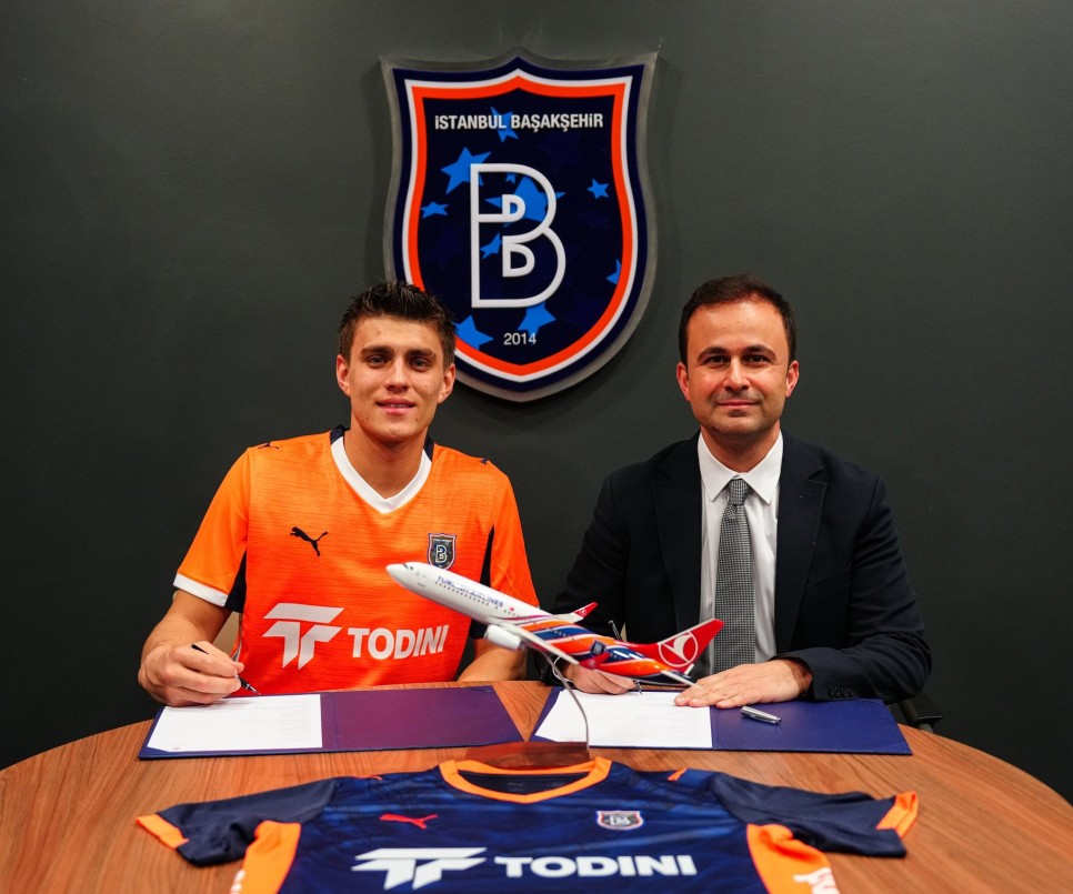 TARAFTARIN �Z�LD��� AYRILIK