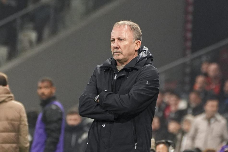 KALEC� VE HAKEM TEPK�S�!