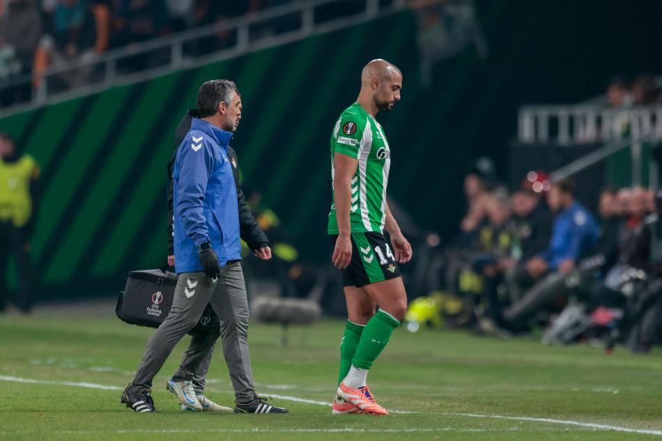 FENERBAH�E �LE S�ZLE�MES�