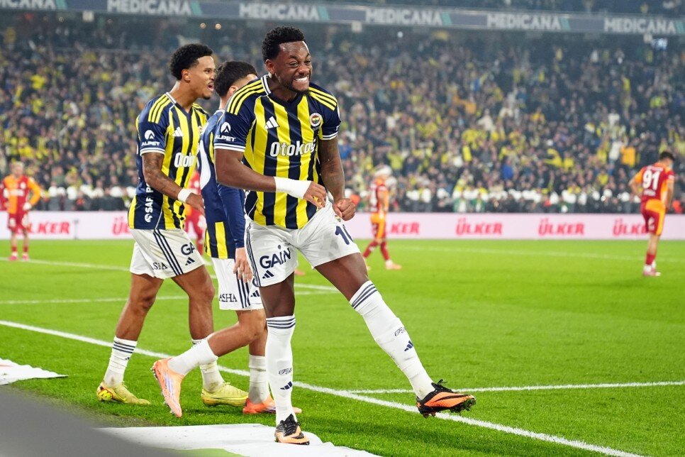 FENERBAH�E B�L�YORDU