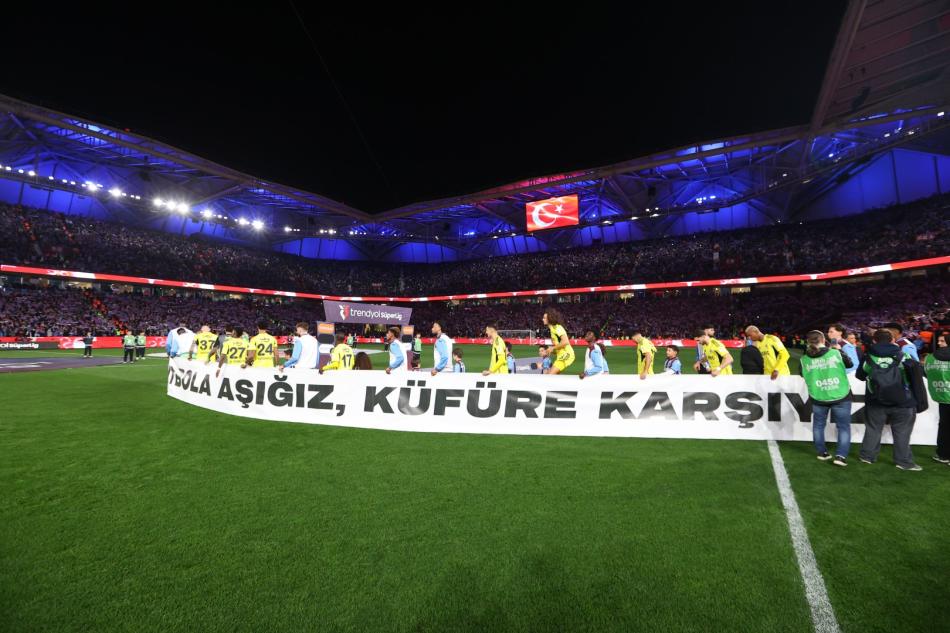 TRABZON'DAN �ZEL KARELER