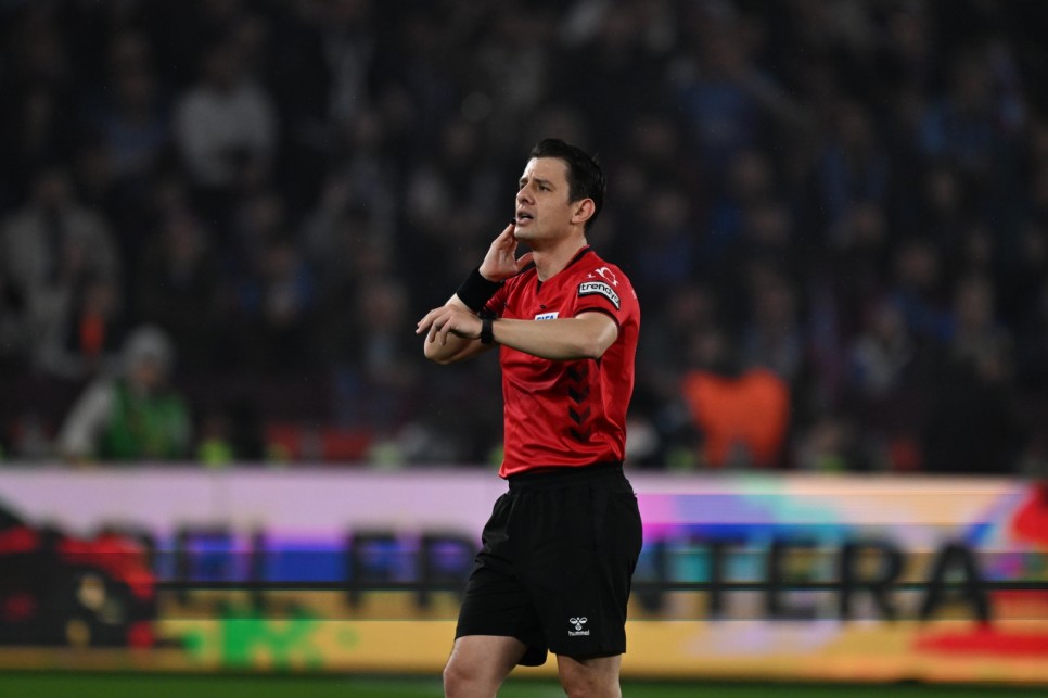 TRIO'DAN TRABZONSPOR-F.BAH�E YORUMLARI