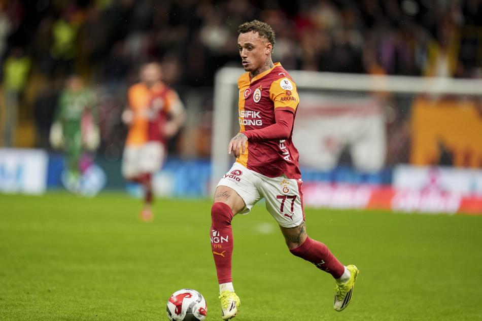 MERTENS VE OSIMHEN ETK�S�