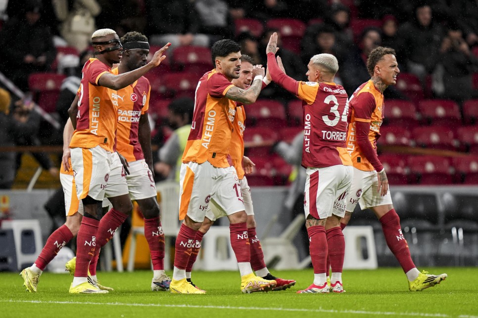 JUVENTUS �LE TAR�H� MA�