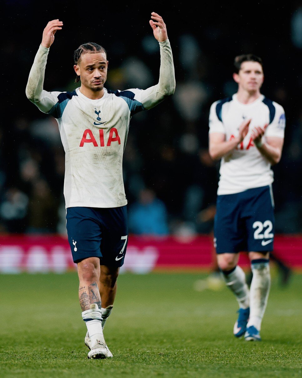 TOTTENHAM / �NG�LTERE