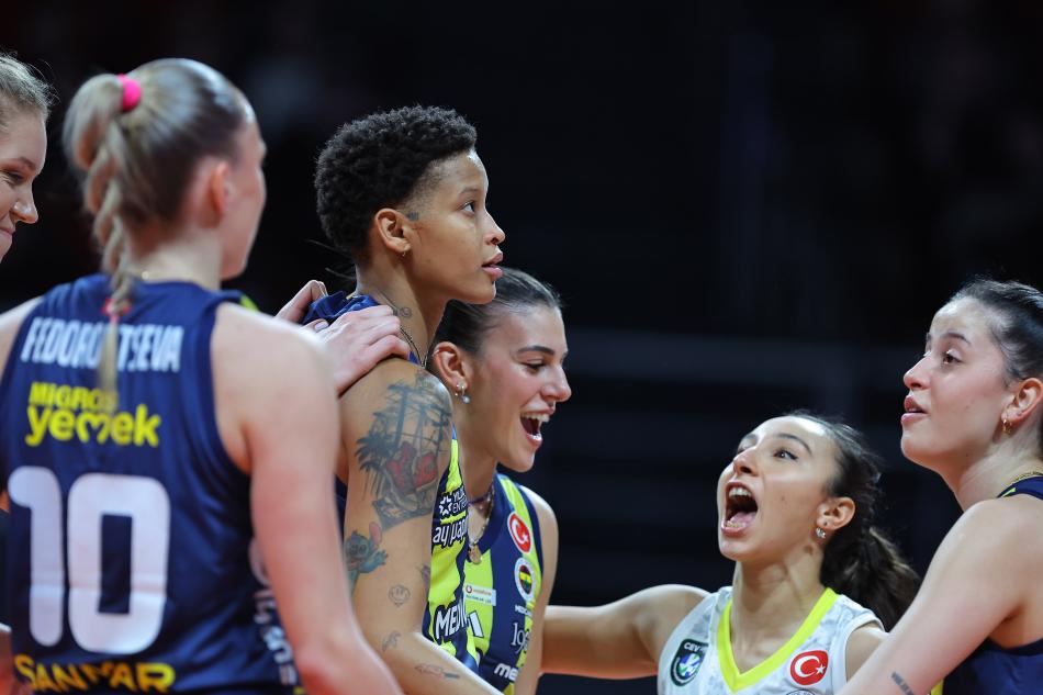 9'DA 9'LUK VOLEYBOL PERFORMANSI