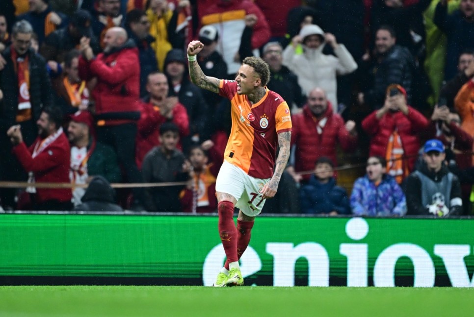 G.SARAY'DA �LK GOLLER�N� ATTI