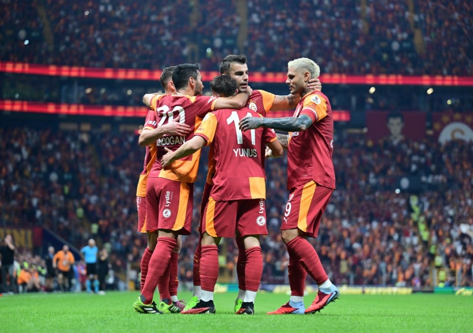 GALATASARAY�DAN GOLL� SER�