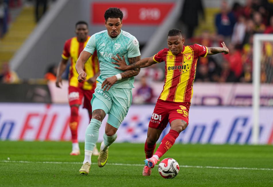 GER�DE BIRAKMAK �ST�YOR