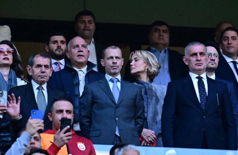 TFF'N�N PAYLA�IMININ PERDE ARKASI