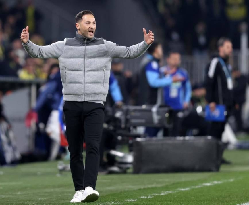 YAZARLARDAN F.BAH�E YORUMLARI