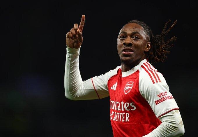 ARSENAL - 183 M�LYON EURO