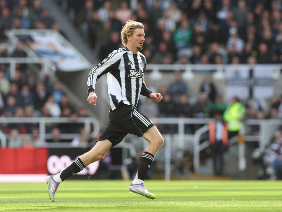 NEWCASTLE UNITED - 289 M�LYON EURO