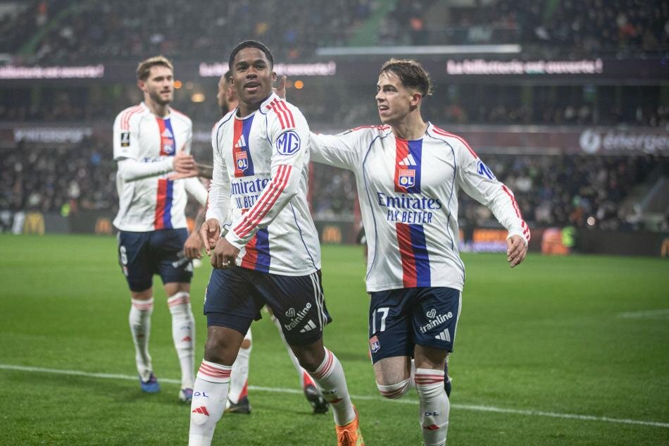 OL�MP�K LYON - 74 M�LYON EURO