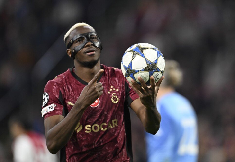 O YAZ NAPOLI'DE KALDI