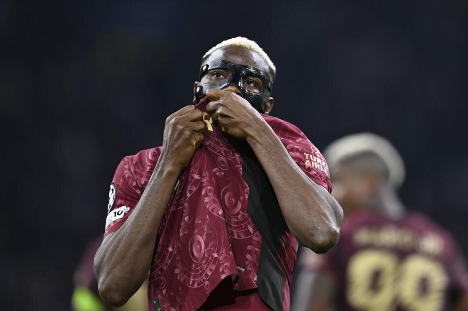 VICTOR OSIMHEN ���N A�IKLAMA