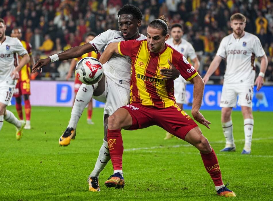 SEZON SONU YEN� HAMLE