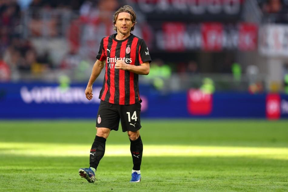 AC MILAN - 411 M�LYON EURO