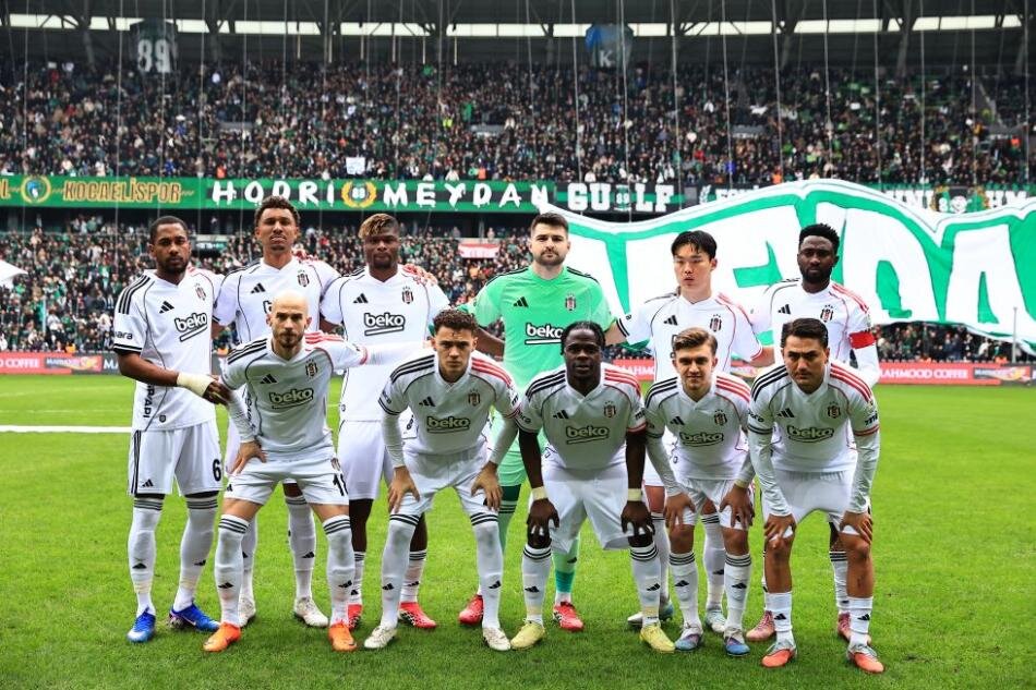 YAZARLARDAN BE��KTA� DE�ERLEND�RMES�