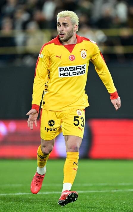 37 MA�TA 10 GOL, 14 AS�ST