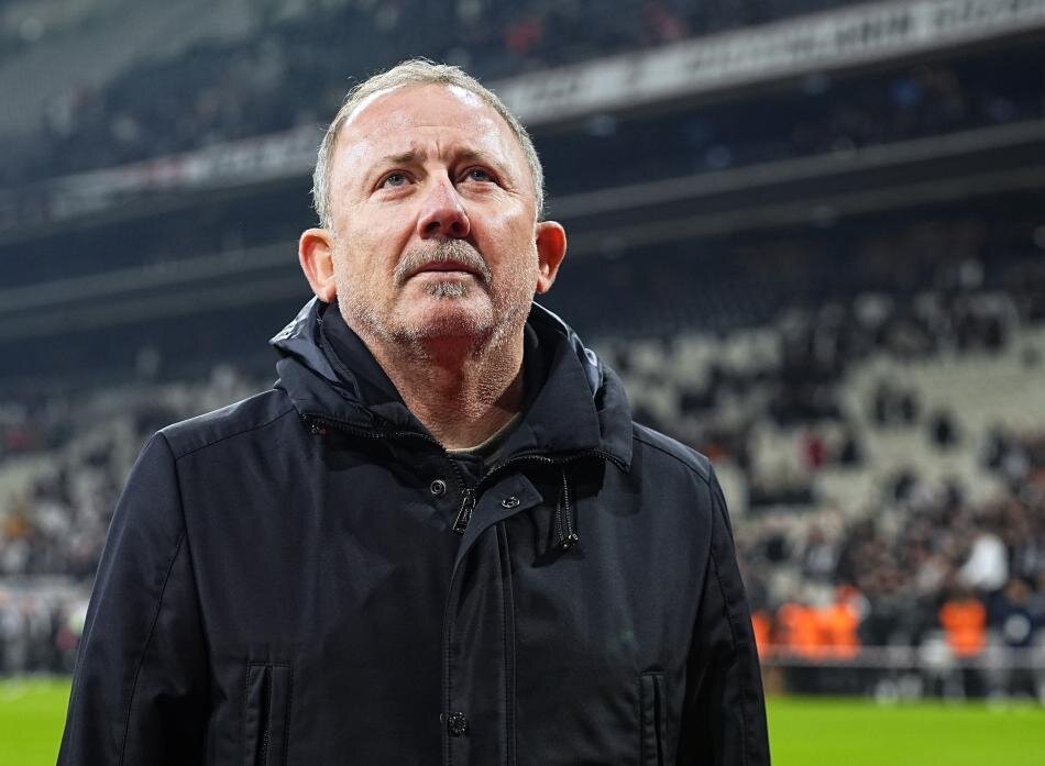 GALATASARAY'A KAR�I KARNES�