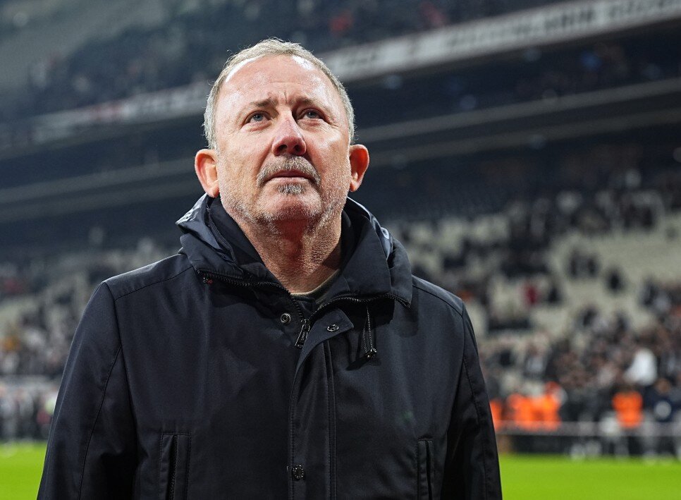 GALATASARAY'A KAR�I KARNES�