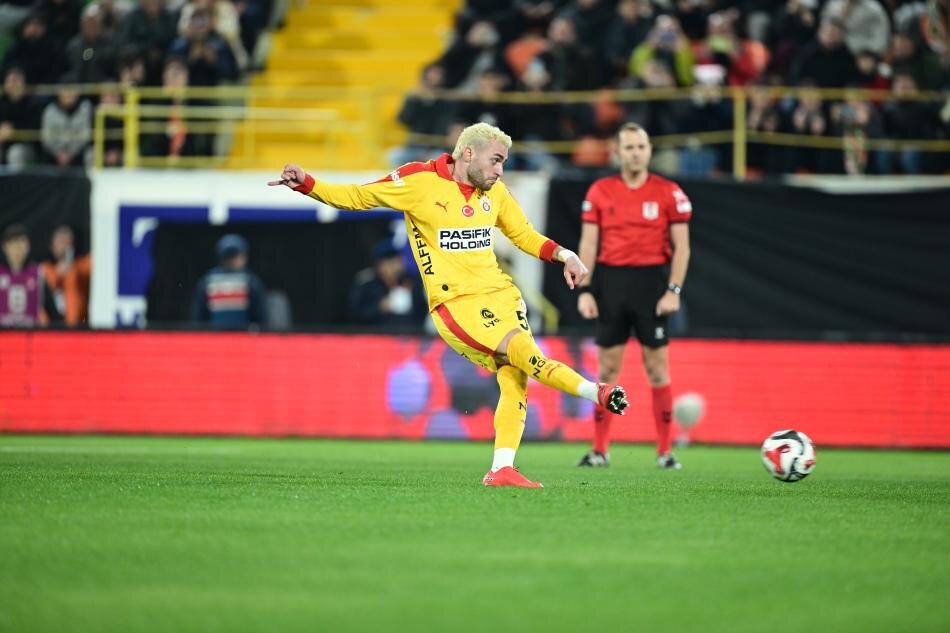 JUVENTUS'UN L�STES�NDE