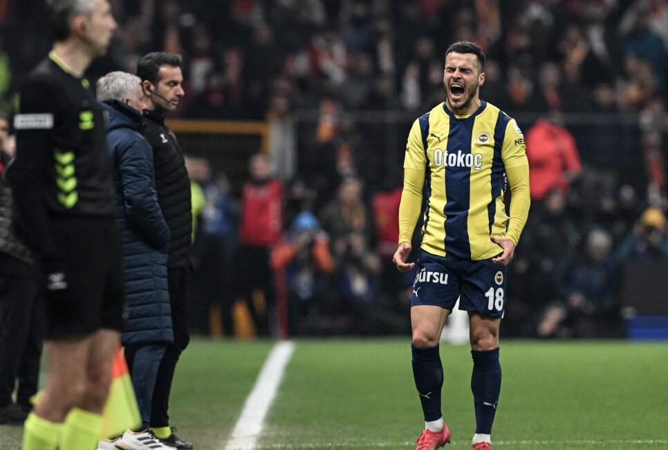 F.BAH�E VE MOURINHO KAR�I KAR�IYA