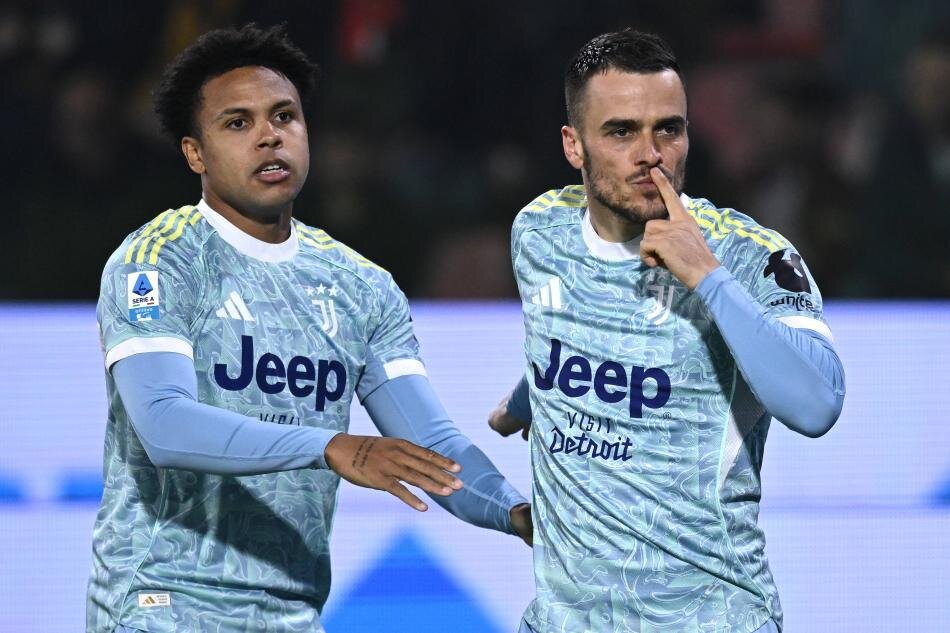 HERHANG� B�R G�R��ME YOK