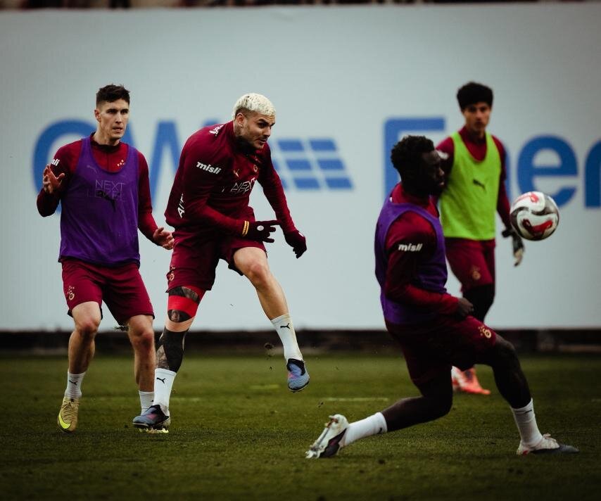 KUL�BEDEN HAMLELER