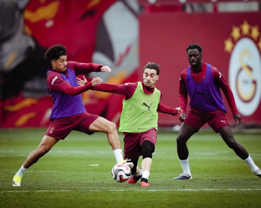 �ZEL KAMP UYGULAMASINA G�TMED�