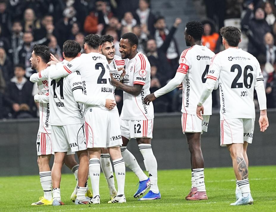 BE��KTAޒTAN YEN�LMEZL�K SER�S�