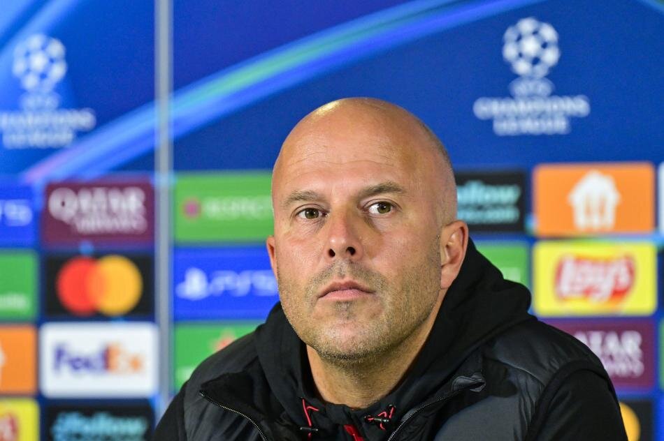 ARNE SLOT'TAN A�IKLAMALAR