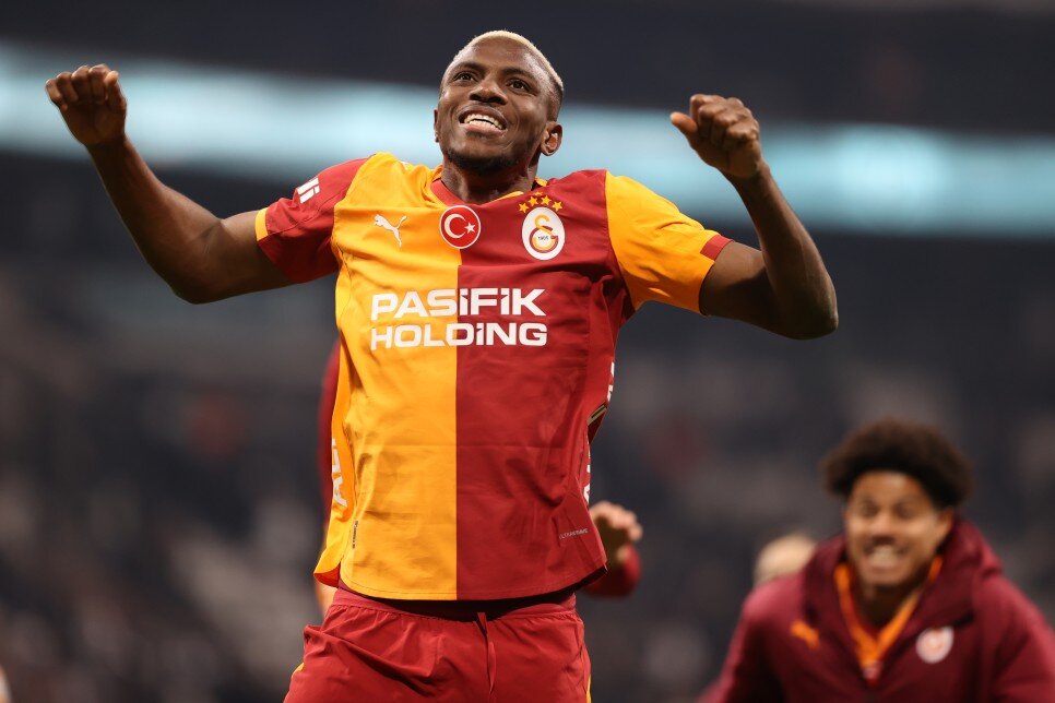 BE��KTA�'A KONSANTRE OLDULAR