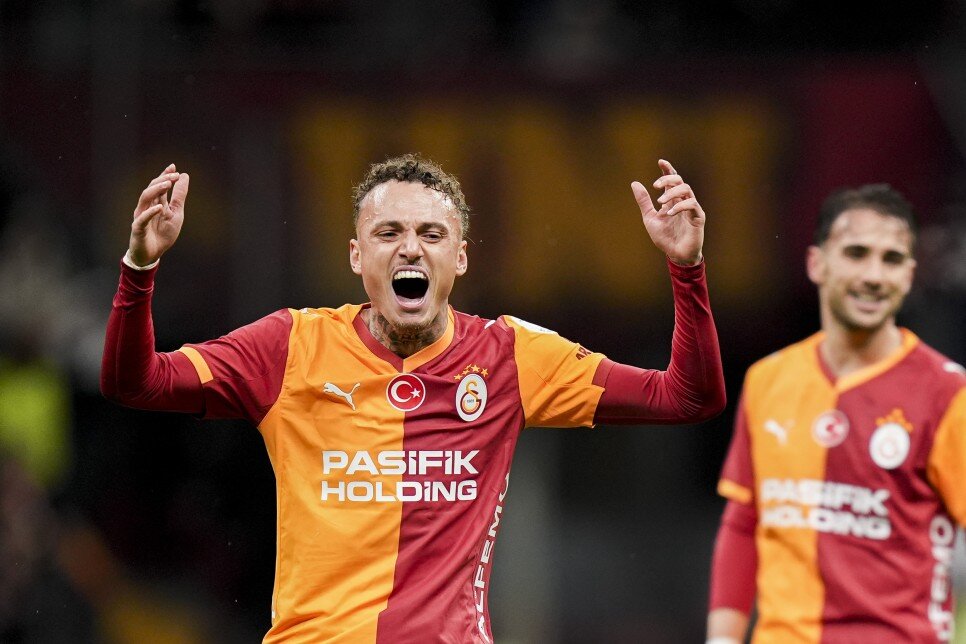 LIVERPOOL'A �ZEL HAZIRLIK