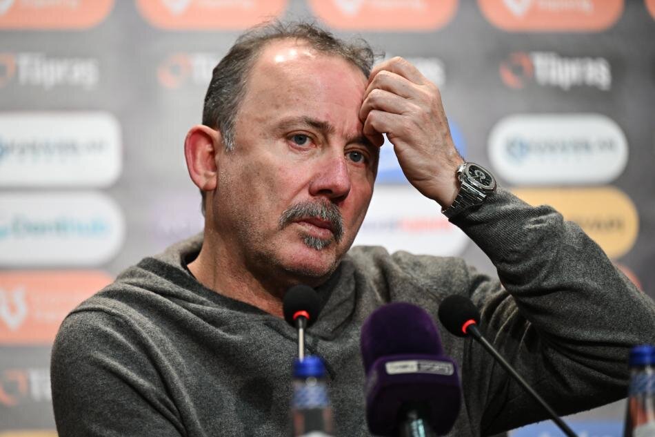 BE��KTA�'TA G�ZDEN D��T�LER