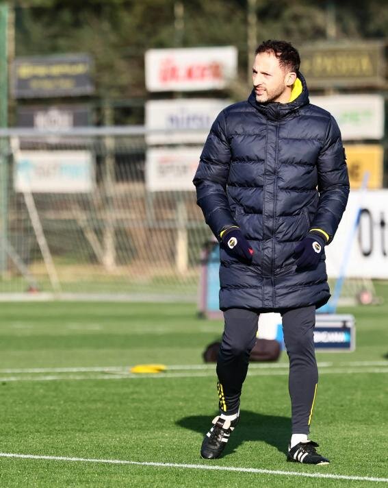 MA� �NCES� KAMP