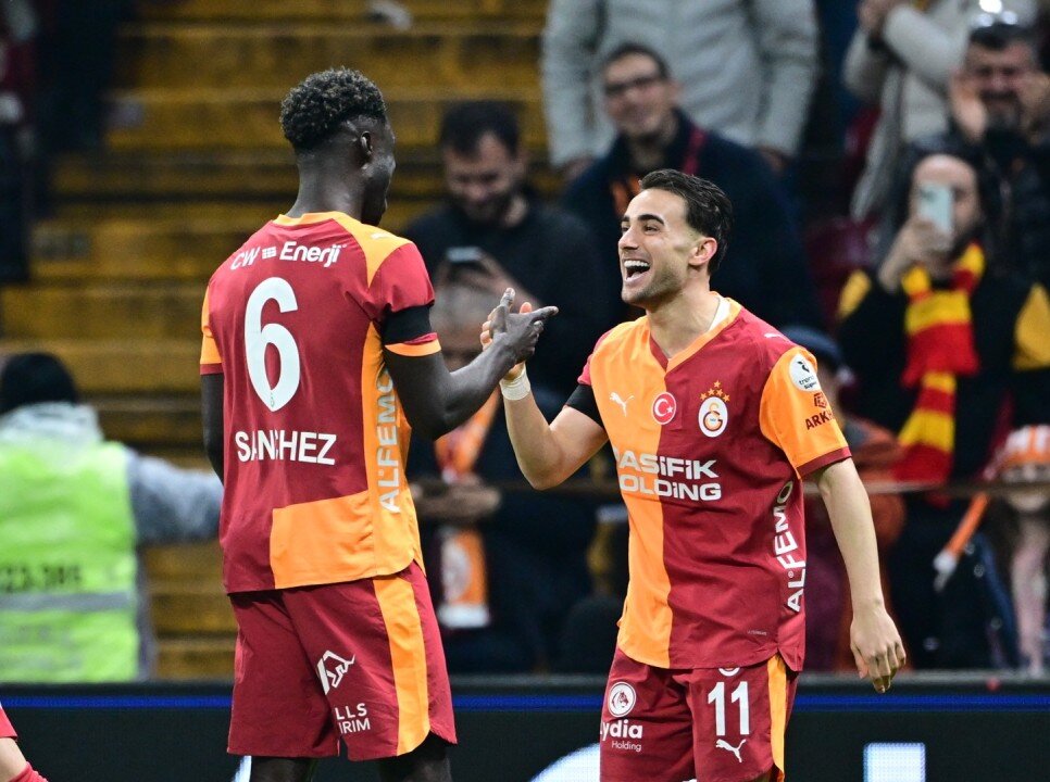 LUCAS TORREIRA YANITI