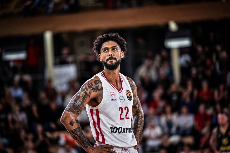 2- 22.5M� OLYMPIAKOS
