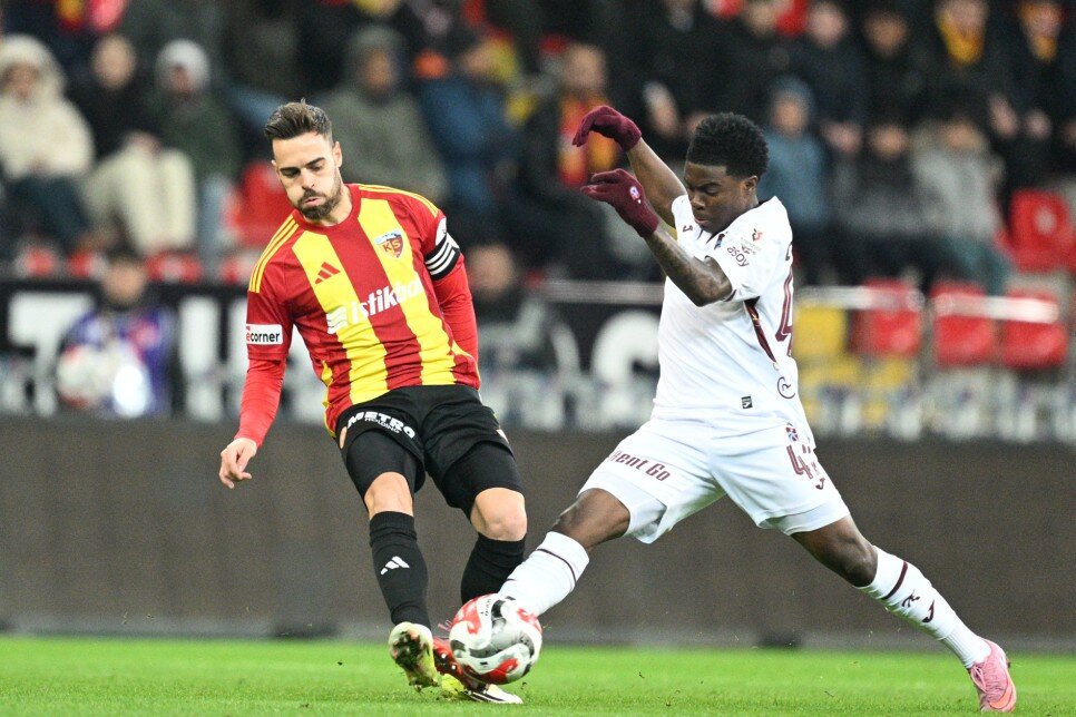 DEVLER�N RADARINDA