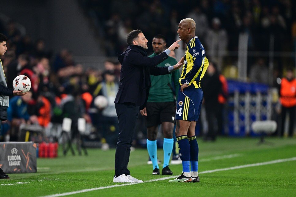 �DEAL KADROSUNA GER� D�N�YOR